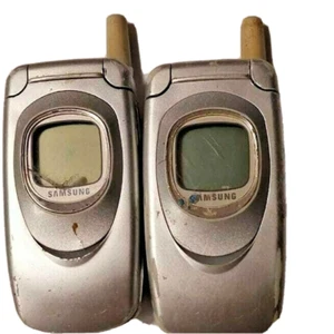Used 2 X Samsung SGH-A800 Silver Vintage Flip Mobile Unlocked 100% Genuine Rare - Picture 1 of 8