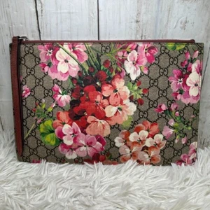 Bolso sin asas GUCCI GG Supreme estampado floral segundo bolso - Imagen 1 de 18