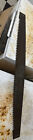 LOOK vintage ancienne croix de deux hommes, coupée, scie avec inscription !!! LOOK 👀
