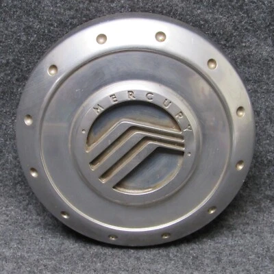 Tapa central de rueda de plástico Mercury Mountaineer 2002-07 6-5/8" 3L24-1A096-DA 71903 Foto 1 de 4