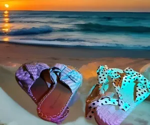 SALE! 2 Paar luftige Damen-Sommersan- dalen, mit Schleifen, gepunktet & kariert! - Bild 1 von 5