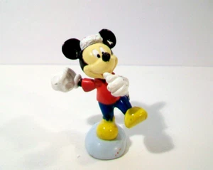 Disney Mickey Mouse Snowball PVC Figure, Santa Hat Mickey Mouse, Vintage - Picture 1 of 3