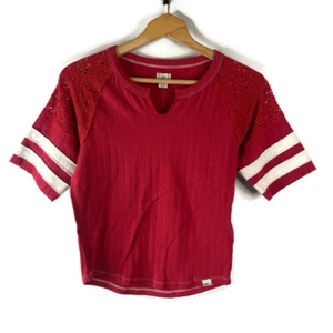 BDG Womens T-Shirt Cropped Top Size Large Red White Eyelet Striped Short Sleeve - Picture 1 of 7