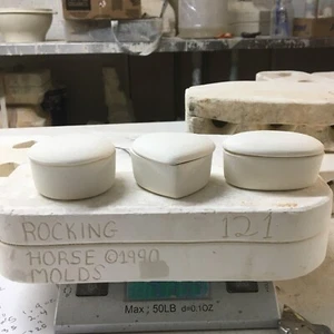 3 SCHMUCKKÄSTCHEN IN VINTAGEOCKING PFERDEFORM #121 (241-3) - Bild 1 von 3