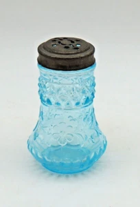 ANTIQUE EAPG U. S. GLASS CO. "WILD FLOWER" TURQUOISE SALT SHAKER - Picture 1 of 6