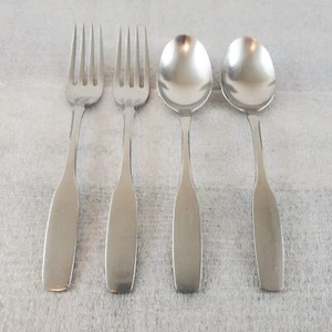 Slightly Damaged Oneida PAUL REVERE Stainless (2) Dinner Forks (2) Soup Spoons - Picture 1 of 8