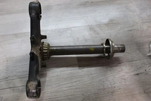 1979 Honda Goldwing 1000 Gl1000 Front Forks Clamp Lower Triple Tree Stem - Picture 1 of 8