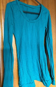 Metalicus women's long sleeved wool blend scoop neck green stretch top size M - Picture 1 of 5
