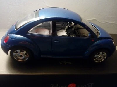 Volkswagen New Beetle .1998  modellini auto scala 1.24 USATO COME NUOVO - Immagine 1 di 4