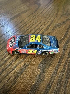 Jeff Gordon "Dupont Flames" 1/64 Scale Action Diecast | #24 Chevy Monte Carlo - Bild 1 von 5