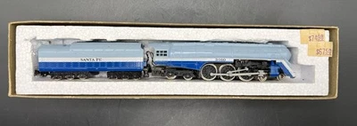 Con-Cor 3061 N Santa Fe Blue Goose 4-6-4 Steam Locomotive & Tender 3462 w/ Box - Image 1 of 4