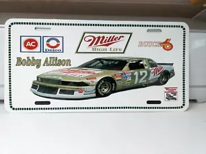 Squadra da corsa BOBBY ALLISON MILLER dall'aspetto vintage - 12 targa - Foto 1 di 2