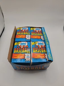 1990 Fleer Baseball Cards Wax Pack Box w/36 Unopened Packs, 15 Cards Per Pack - Picture 1 of 5
