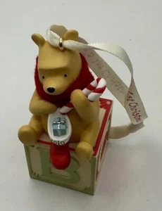 Hallmark Winnie The Pooh Blocks Collection Babys First Christmas 2010 Ornament - Picture 1 of 6