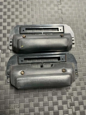 Reposabrazos interiores traseros Jeep Grand Wagoneer 1975-1980 SJ FSJ/con placa negro Foto 1 de 4