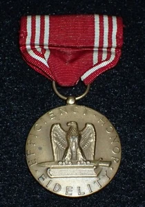WW2 US Army Air Forces Good Conduct Medal 'GILLOOLEY' 330th SG 7th BG (Heavy) - Picture 1 of 7