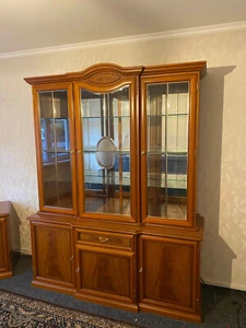 Schrank - Bild 1 von 1