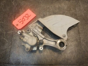2004 YAMAHA YZ250F YZ 250 F REAR BRAKE CALIPER WITH MOUNT & GUARD 5032 - Bild 1 von 3
