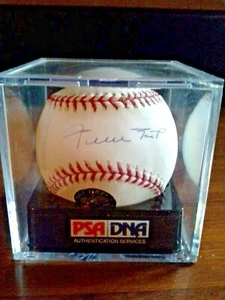 WILLIE MAYS (HOF) SAN FRANCISCO GIANTS HANDSIGNIERTER BASEBALL PSA/DNA NEUWERTIG 9 - Bild 1 von 3