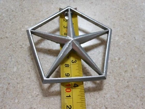 Chrysler 4 inch  Penstar chrome hood emblem - Bild 1 von 2