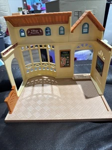 Sylvanian Families Calico Critters Village Pizzeria Town Series - Picture 1 of 10