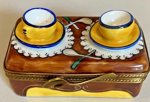 LIMOGES PEINT MAIN Trinket Box TABLE TOP TRAY-COFFEE /TEA CUPS-PV Marque Deposee - Picture 1 of 12