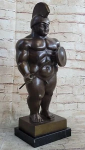 Statua scultura guerriero spartano greco romano Botero moderna art deco decorazione nudo - Foto 1 di 10