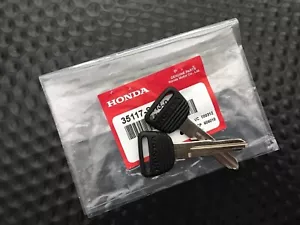 GENUINE UNCUT MASTER BLANK DOOR IGNITION KEY SET OF 2 35117-SH3-013 - Picture 1 of 2