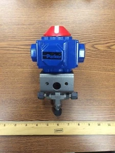 3 Way Parker Stainless Steel Ball Valve with Actuator - 6Z-B6XLJ-S-61ACX - Picture 1 of 3