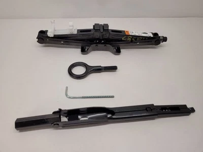 2016 2017 2018 FORD EXPLORER Emergency Jack w Tools FB5Z17080B      - Image 1 of 4