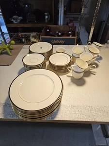 Lenox China 5 Pc Service For 11 Urban Lights EUC - Picture 1 of 4