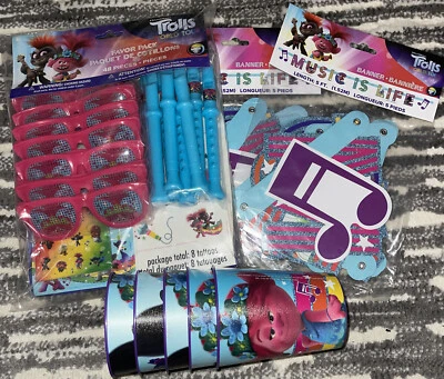Trolls World Tour Favor Pack 48 Pieces Banners and Cups Birthday Decorations NEW - Image 1 of 4