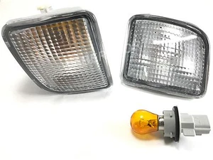Pair Front Clear Signal Bumper Lights for 98-00 Toyota Tacoma 4WD / PreRunner - Picture 1 of 3