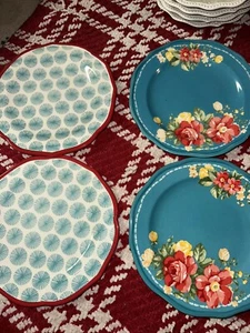 LOT OF 4! The Pioneer Woman Happiness Turquoise Red Floral Salad Plates 8.5” - Picture 1 of 6