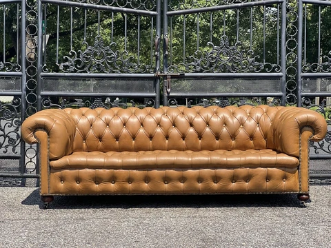 Antique tufted Leather Chesterfield Sofa Cover