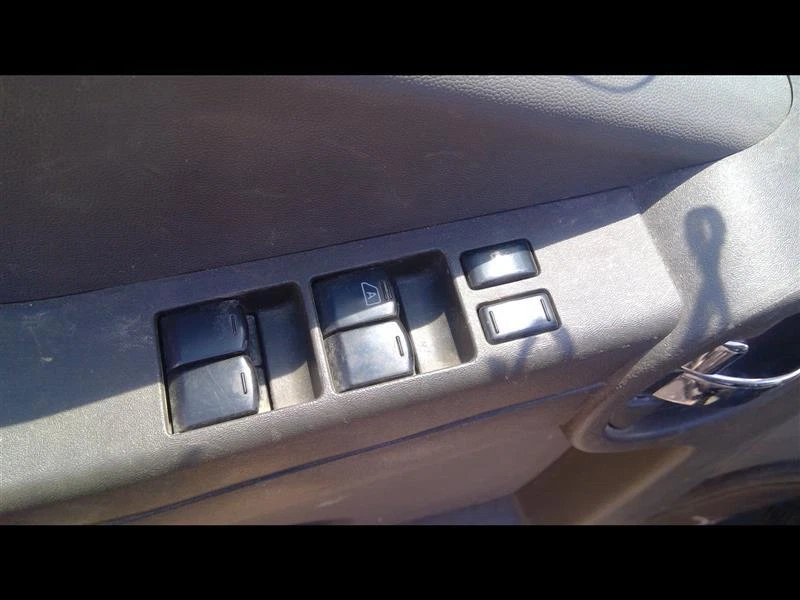 Used Rear Left Door Vent Glass Rear fits: 2007 Nissan Xterra 4.0L privacy tint R - Image 1 of 4