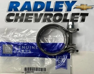 NEW GM OEM EXHAUST SYSTEM- CATALYTIC CONVERTER CLAMP RIGHT GMC 22860193 - Picture 1 of 1