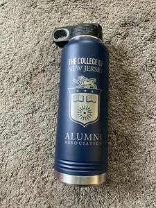 THE COLLEGE OF NEW JERSEY NJ ALUMNI ASSOC 32 OZ POLAR CAMEL TUMBLER WITH STRAW - Picture 1 of 4