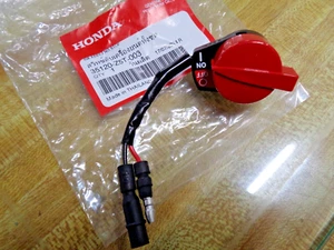 35120-Z5T-003 GENUINE HONDA 2 LEAD KILL SWITCH 2 SCREW MOUNT BY PART NUMBER ONLY - Picture 1 of 5