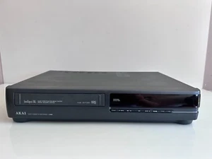 Akai VS-F200EK VHS VCR Video Cassette Recorder Player HQ - No Remote Control - Picture 1 of 11