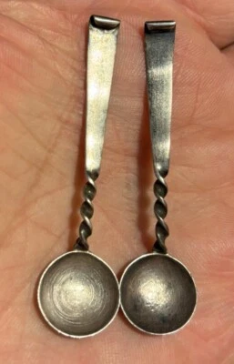 复古 1896 年维多利亚一对纯银盐勺伯明翰  — 第 1/2 张图片