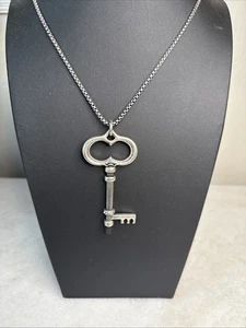 "Collar Llavero Largo Cristal Tono Plata Chico De Colección Nuevo Con Etiquetas 30""" - Imagen 1 de 5