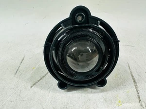 2005 2006 2007 2008 2009 2010 Chevrolet Cobalt Colorado Front Bumper Fog Light - Picture 1 of 5