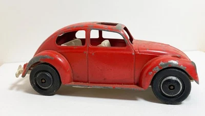 Vintage Hubley Diecast Volkswagen VW Beetle 7" RED - Image 1 of 4