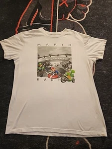 NINTENDO MARIO KART (MARIO, LUIGI, YOSHI)GRAPHIC PROMO T-SHIRT SIZE LARGE  - Picture 1 of 13