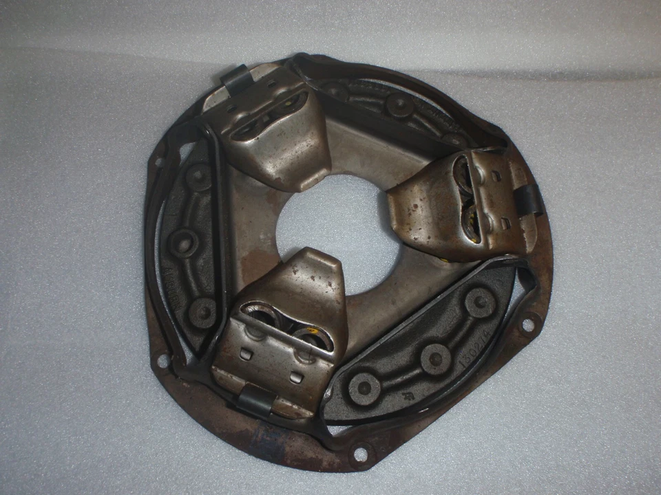 NOS Auburn 10 inch Clutch Pressure Plate 1965-1973 Kaiser Jeep Wagon 232 258 six - Image 1 of 4