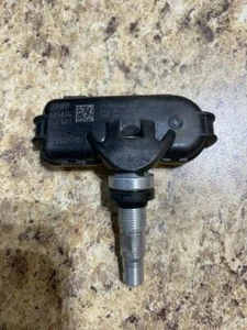 1 Piece Tire Pressure Monitor Sensor TPMS 315 MHz 52933-2S500 Fits Hyundai Kia - Picture 1 of 2