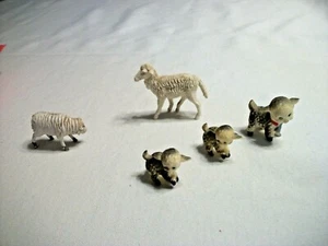 Menge 5 Schafe - 2 sind Weichplastik und 3 sind Hartplastik Italien & Hongkong - Bild 1 von 6