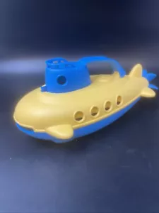 GREEN TOYS Popular Yellow Blue Submarine Water Toy Boat 🚤 Kids Bathtub PlayTime - Picture 1 of 4