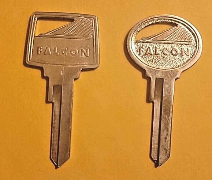 DOS llaves en blanco Ford Falcon 1960-1965 NOS; encendido y puerta, maletero y guantera Foto 1 de 4
